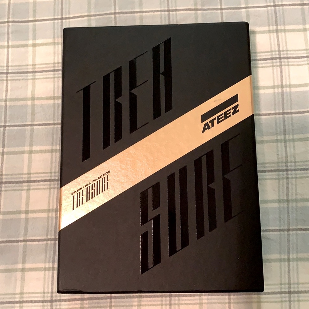 ATEEZ. EP: ALL TO ACTION. TREASURE. Kpop Album. Brand New!